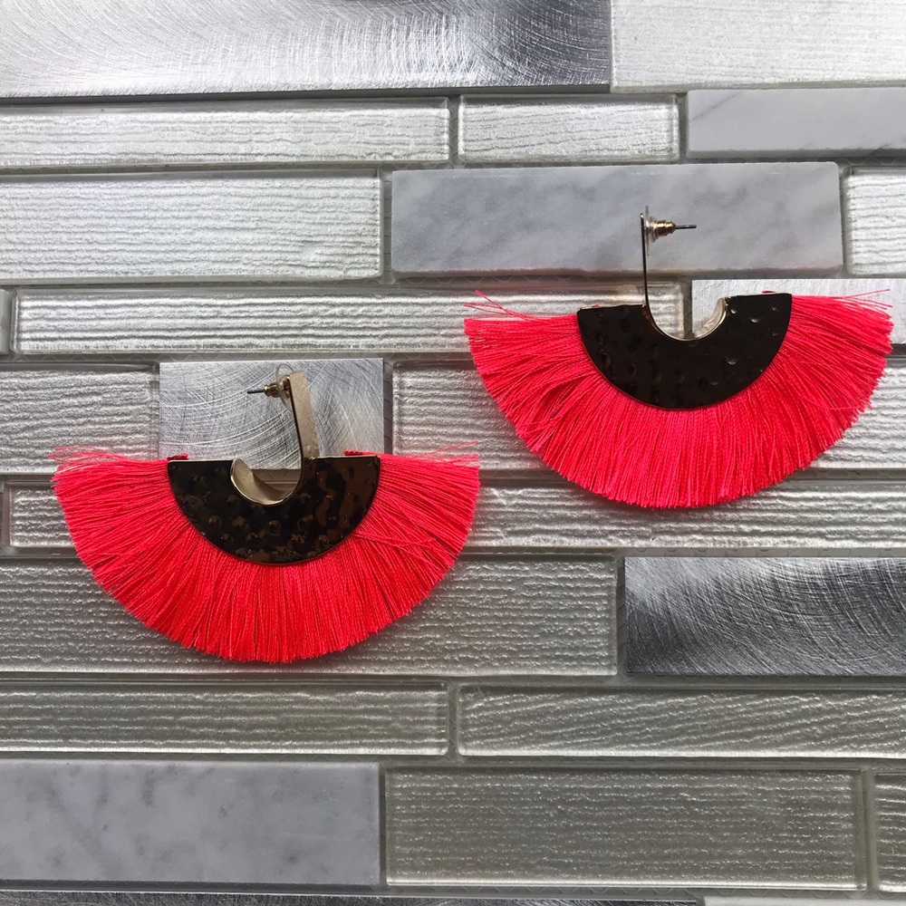 FAN-Tastic Neon Pink Earrings